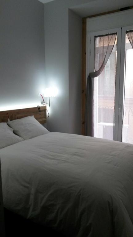 Double Room Balcony Private Bathroom